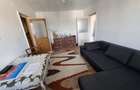 Zona I.L.Caragiale ap. 2 camere, semidecomandat, cu balcon