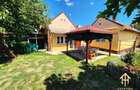 Casă cu 5 camere cu Teren 4400 Mp în Boldur - 3