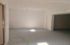 Spatiu comercial 130 mp - demisol - Faleza Nord - 100.000 euro(Cod E8) - 2