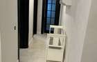 Inchiriez apartament 2 camere (loc parcare inclus) Royal Town - Iasi