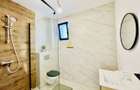 Casa Domnesti / 5 Camere/Utilitati/Stb/511Mp Teren