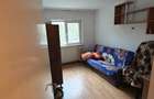 Apartament 3 camere de inchiriat, cu balcon