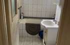 Vand apartament la Bocsa romana 3 camere 2 bai balcon apartamentul are o suprafata de 100mp mai multe Detali la telefon - 6
