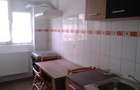 Ofer spre inchiriere apartament cu 3 camere decomandate, zona centrala, mobilat. - 9
