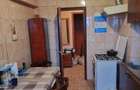 Bd. Bucuresti se vinde un apartament decomandat cu trei camere 68000 Euro.