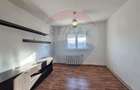 Apartament cu 3 camere de vanzare - 5