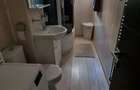 Apartament cu balcon si bucatarie separata in Centrul Nou