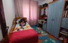 Se vinde apartament cu 3 camere semidecomandat, la etajul 2,pe strada Aleea Elie Radu, vis-a-vis de gradinita nr 23 si cresa munincipala. - 2