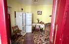 Casa de vanzare + curte 1900 m2 - 4