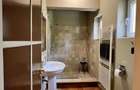 Vila Pipera | 360 mp | Teren 1.000 mp | 8 camere | 5 bai | Garaj - 9