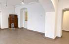 Inchiriez apartament centru vis-a-vis de pompieri langa Hotel Hilton. 100mp str 21 decembrie. - 7