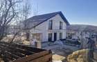 Vila moderna cu 5 camere in Valea Adanca, langa lac