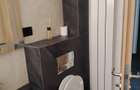 Apartament cu o camera pentru inchiriat pe termen lung 200 euro. - 7