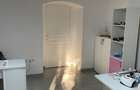Proprietar, vand doua spatii. - 12