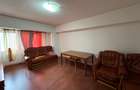 Apartament cu 3 camere decomandat în Decebal - 2
