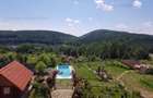 RATE Pensiune 12 cam Superba*** malul Lac Mocearu piscina ,16277mp - 1