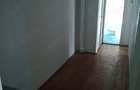 vand apartament trei camere Gheorghe Lazar