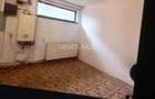 Spatiu comercial intare si utilitati separate - 3