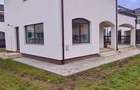 Case individuale noi, teren 380400 mp, garaj si 3 bai | Dezmir