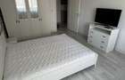 Persoana fizica vand apartament cu o camera mobilat,38mp + loc parcare - 8