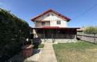 Casa 215mp, P+M, teren 2500mp, la strada, Dumesti