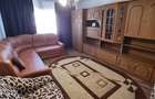 Inchiriez apartament cu 2 camere, T.Vladimirescu, et.1 - 6