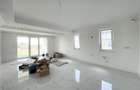 Duplex 115mp utili cu 4 camere, despartit prin camera tehnica - Urseni