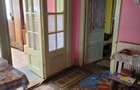 Casa cu 3 camere, curte mare si garaj in Razvad, Dambovita - 11