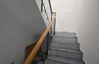 Casa individuala 7 camere+ apartament, 5 locuri de parcare. Sagului - 7
