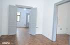 Apartament renovat in cladire interbelica, zona centrala