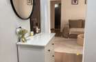 Apartament cu 3 camere semidecomandat în Central - 1