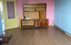 Vind apartament cu 3 camere decomndate