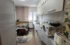Vand Apartament 3 camere - 2