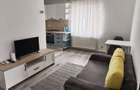 Apartament 2 camere semidecomandat - zona Poitiers