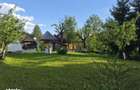 Casa de vanzare, intr-un loc superb si linistit - 1