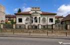 Casa cu arhitectura deosebita, 842 mp ?i teren de 1.048 - 12