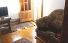 Un apartament facut pentru familie. 4 camere, central, decomanda, etaj 2