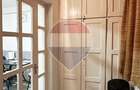 Apartament cu 3 camere de vânzare strada Petru Rareș