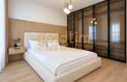 SUPERB/VILA INDIVIDUALA/COMPLEX INCHIS/MOBILAT