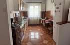 Apartament de vanzare- 3 camere - 3