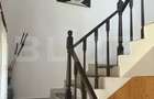 Casa/Vila de inchiriat - 3