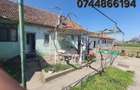 Vand casa Giulvaz strada principala - 3
