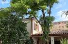 Vila Individuala, zona deosebita, centrala cu deschidere pe doua strazi 21.5 m respectiv 20 m l. - 1