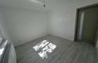 P-ta Revolutiei ap. 2 camere, decomandat, etaj 1, finisat recent - 6
