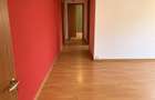Apartament cu 3 camere semidecomandat în Km 4 - 2