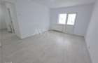 Apartament 2 camere, etaj 2, cu centrala, nemobilat, Piata Sud - 14