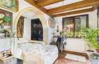 Apartament cu terasă într-o vilă interbelică B-dul Primaverii - 10