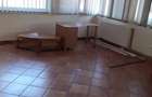 Proprietar vand vila 8 camere Cal.Aradului 450mp utili la 10 min de Mall pretabil clinical