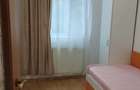 Proprietar inchiriez apartament cu 3 camere
