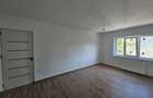 Apartament cu 3 camere model PB, decomandat,2 bai, renovat, Iosia